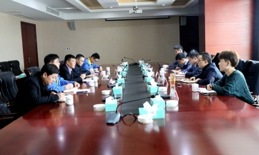 【要闻】平湖市委常委、副市长戴振一行莅临918.com纸业调研领导